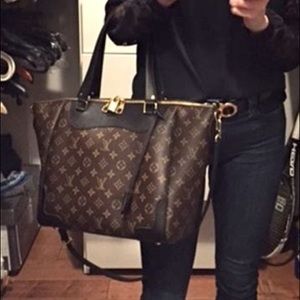 💎✨Authentic💎✨ Louis Vuitton tote